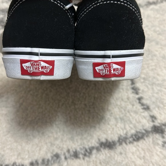 Women Vans old Skool Classic black and white shoes - Picture 5 of 7
